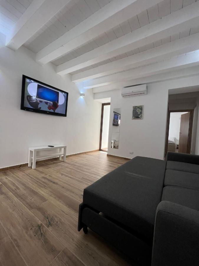 Ocucchiti Apartment Syracuse ภายนอก รูปภาพ
