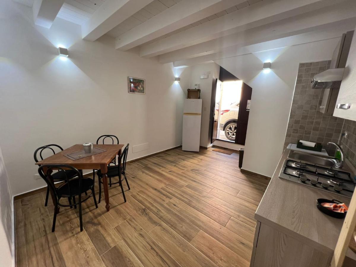 Ocucchiti Apartment Syracuse ภายนอก รูปภาพ